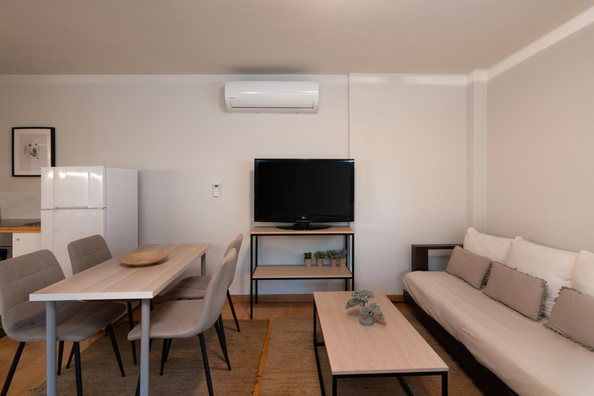 Bright, Cosy Studio Close To Glyfada Beach & Center Афіни Екстер'єр фото